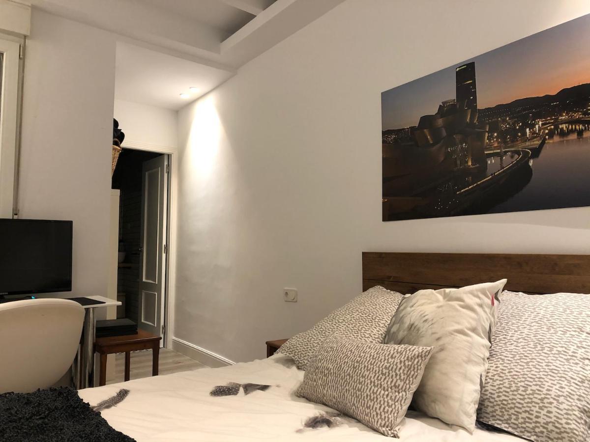 110 M2 Central Apartment In Abando Close To Guggenheim With Parking Bilbao Exterior foto