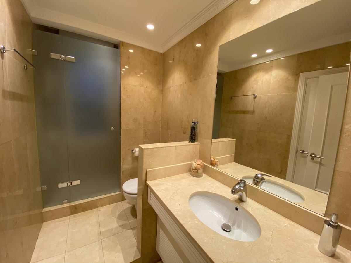 110 M2 Central Apartment In Abando Close To Guggenheim With Parking Bilbao Exterior foto