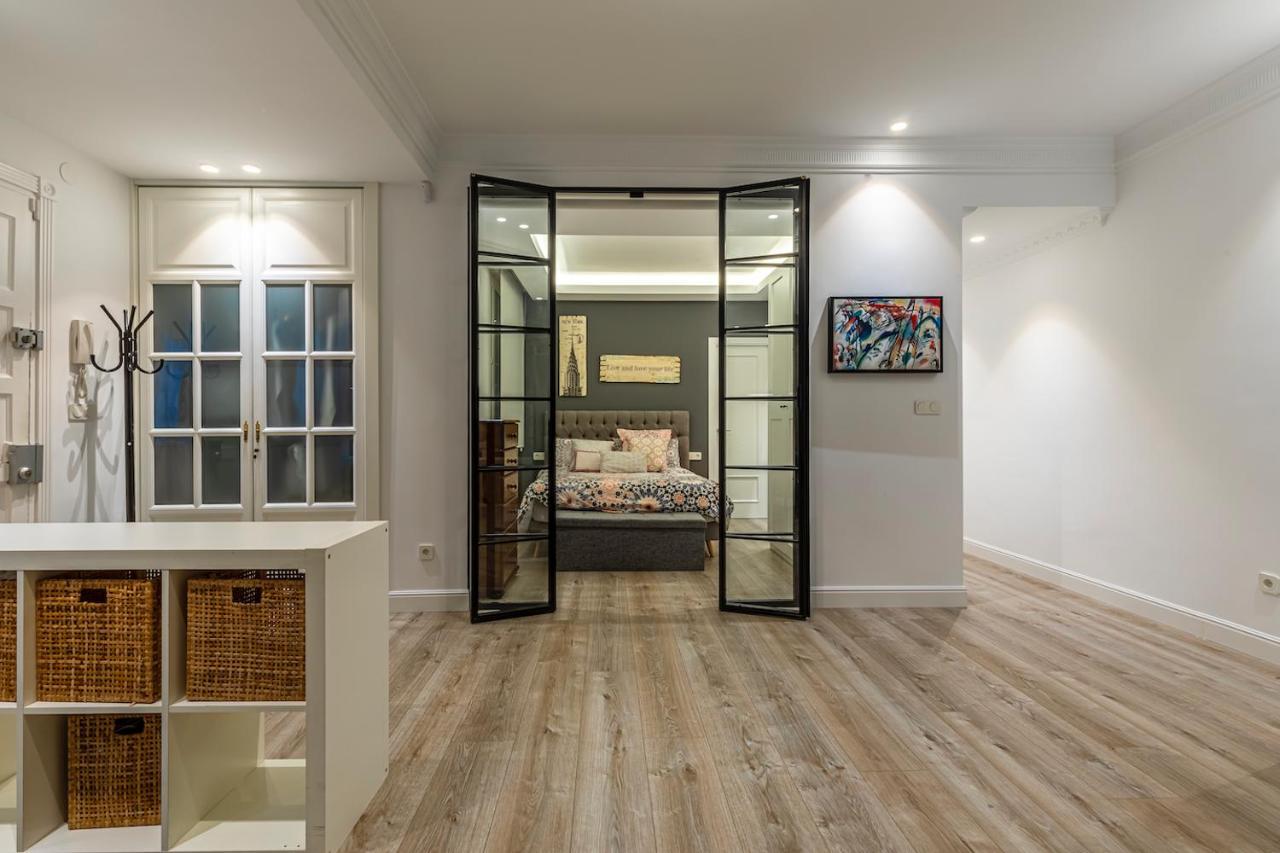 110 M2 Central Apartment In Abando Close To Guggenheim With Parking Bilbao Exterior foto