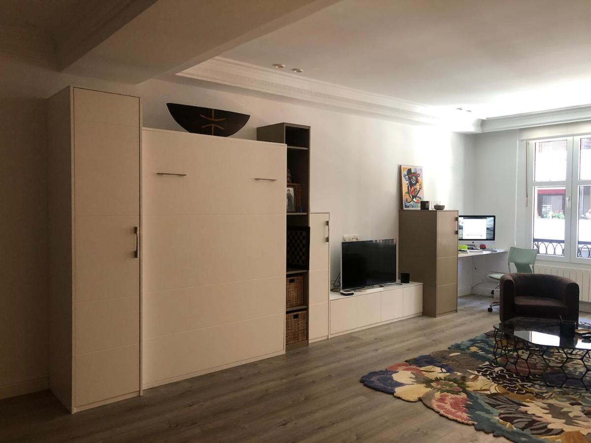 110 M2 Central Apartment In Abando Close To Guggenheim With Parking Bilbao Exterior foto
